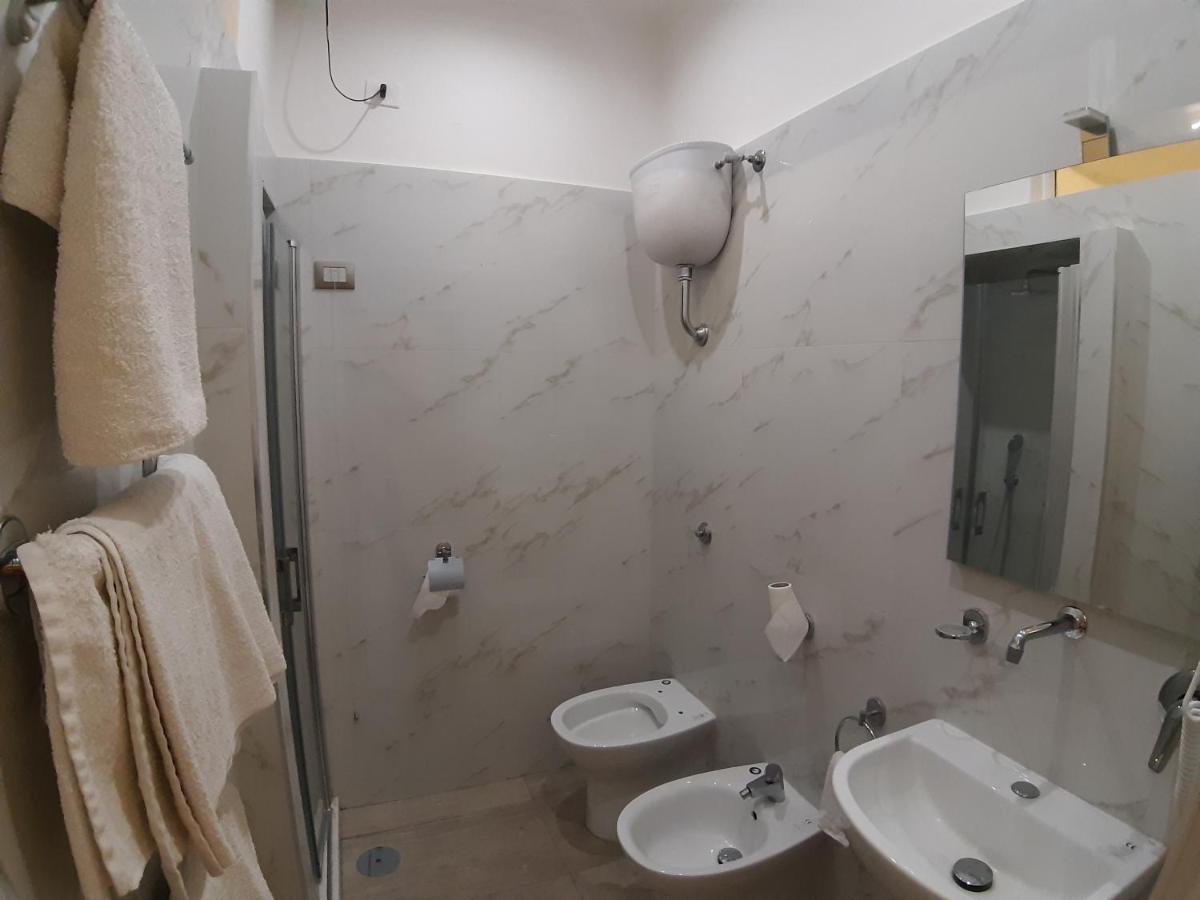 Viola Hotel 2*